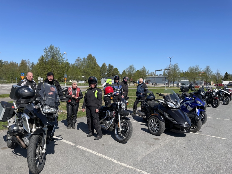 Klikkaamalla seuraava kuva