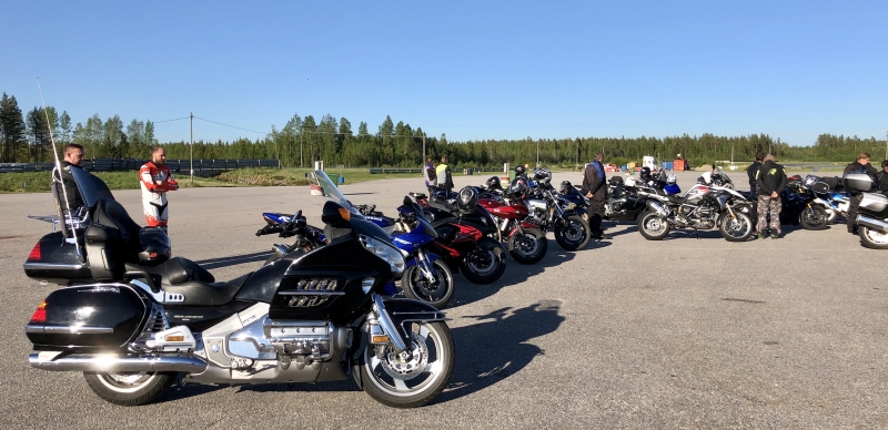 Klikkaamalla seuraava kuva
